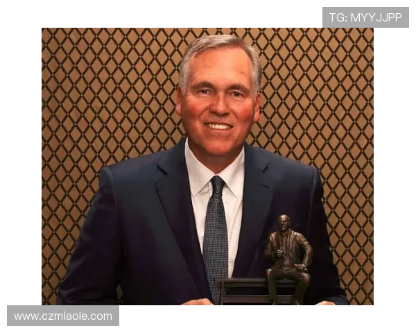 凯恩续约谈判暂不进行或将推迟至明年展开