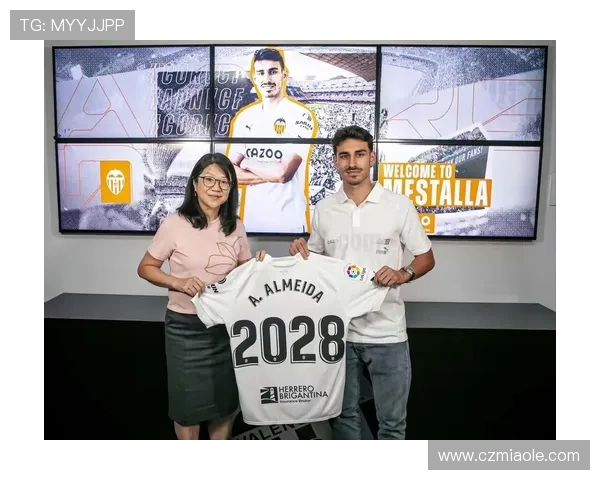 阿尔梅达：西甲是世界顶级联赛 无需出国刷存在感