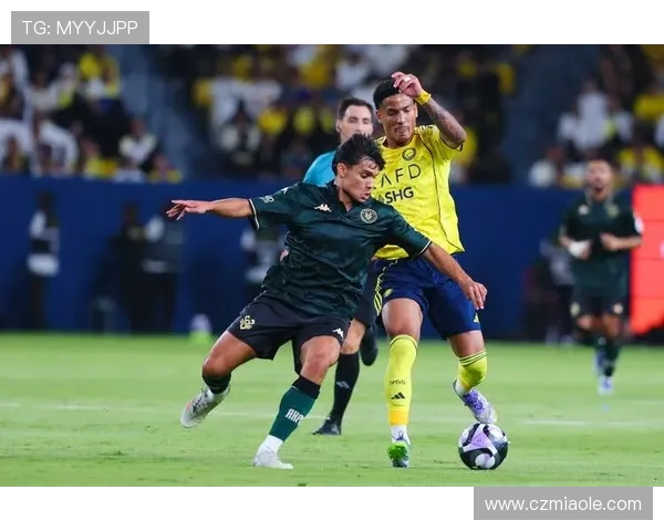 伊尼戈离队防线陷困境弗里克多次调整仍难稳住阿斯痛批防守顽疾